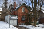 104 Regina Street North