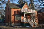 109 Allen Street East